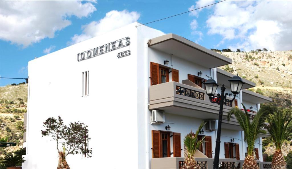 Idomeneas Apartments Soúgia Esterno foto